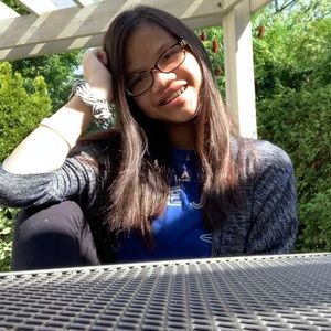 Meet your Posher, Emma